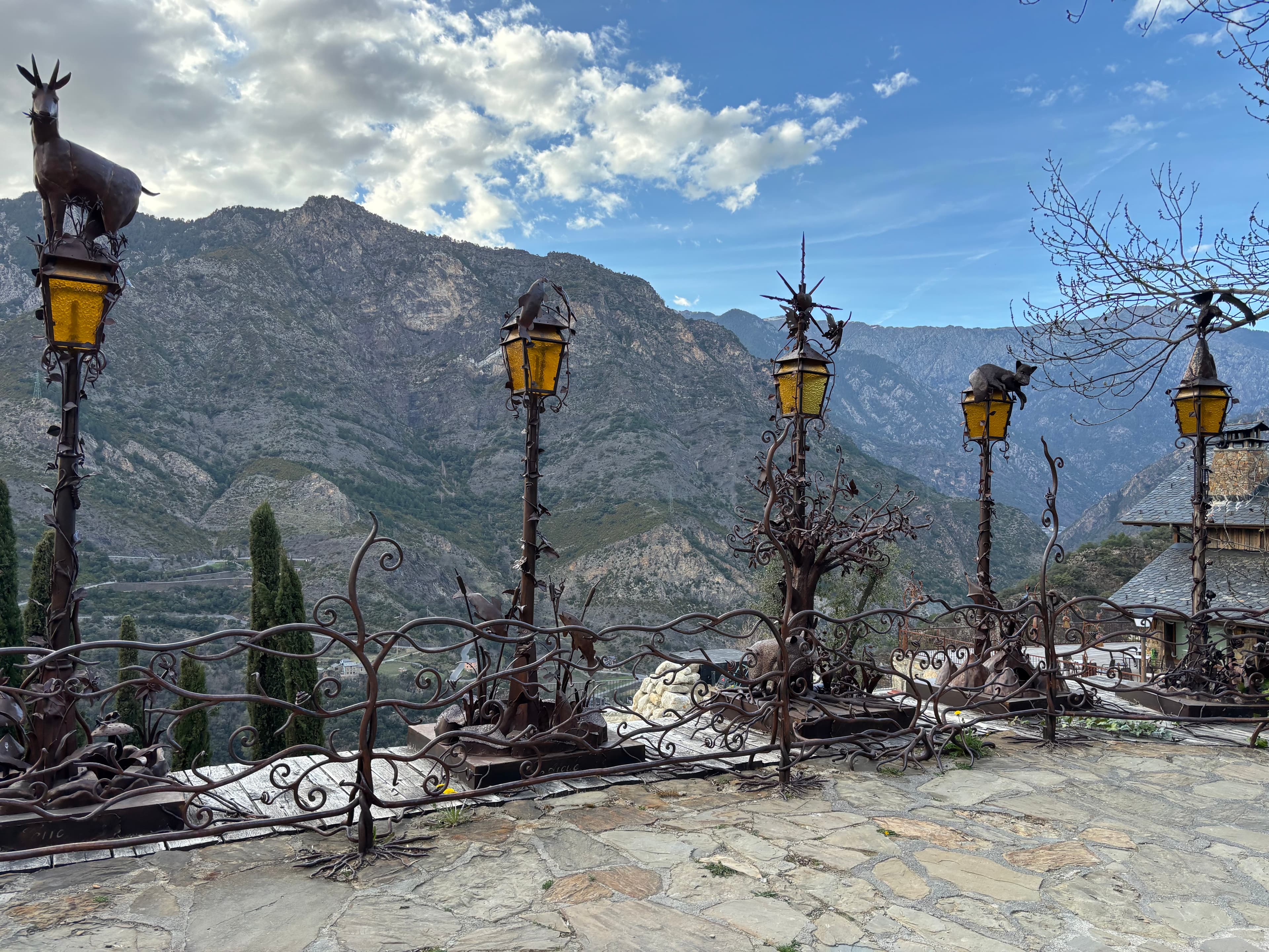 Imagen de Sant Julia de Loria des de Auvinyà
