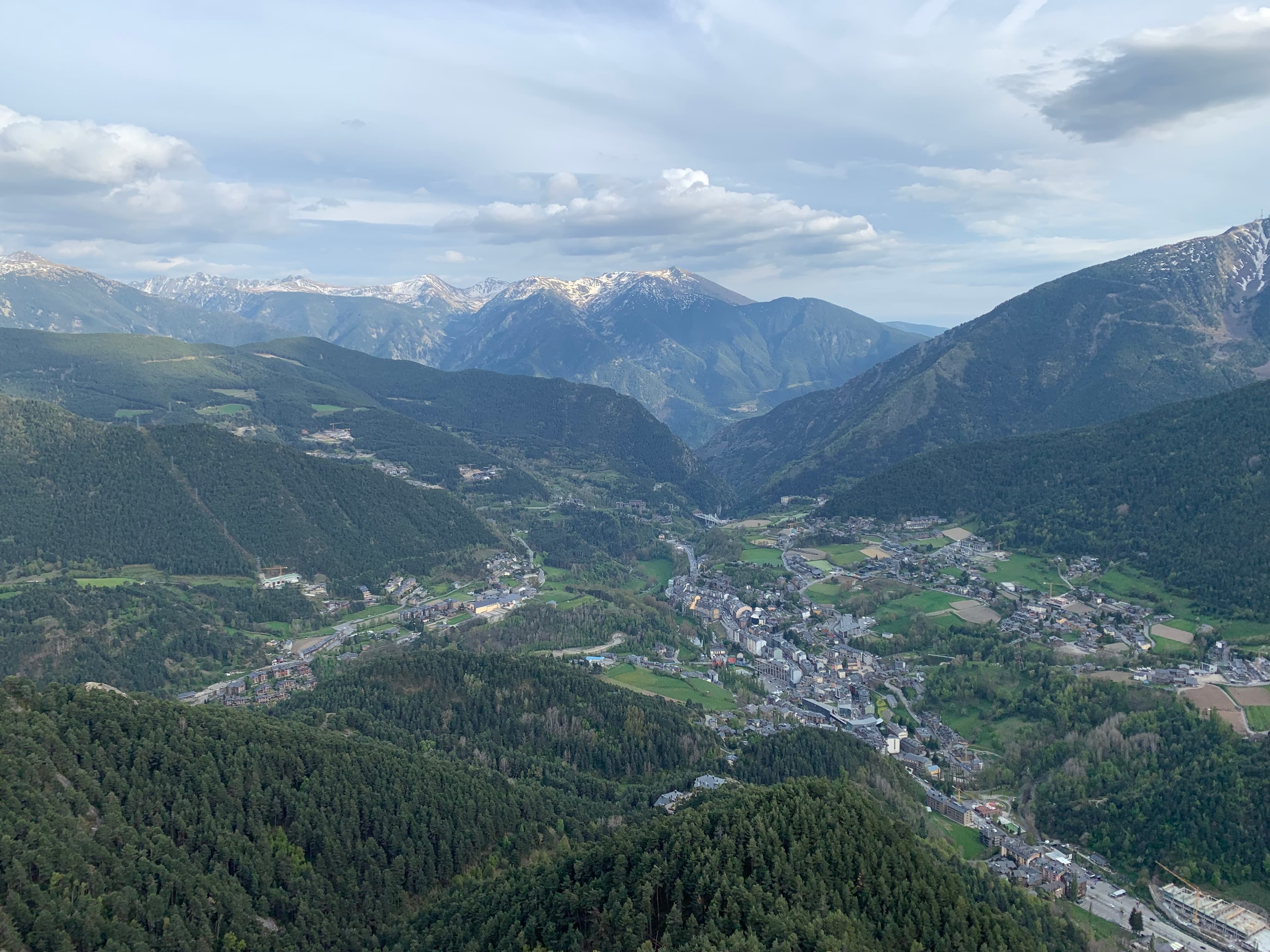 vista aèria de La Massana a Andorra