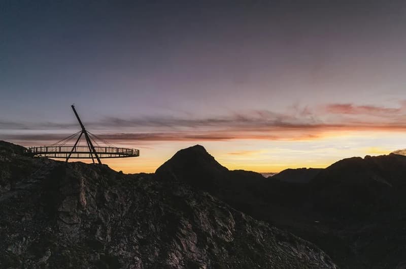 puesta de sol en el mirador solar de Tristaina en Ordino