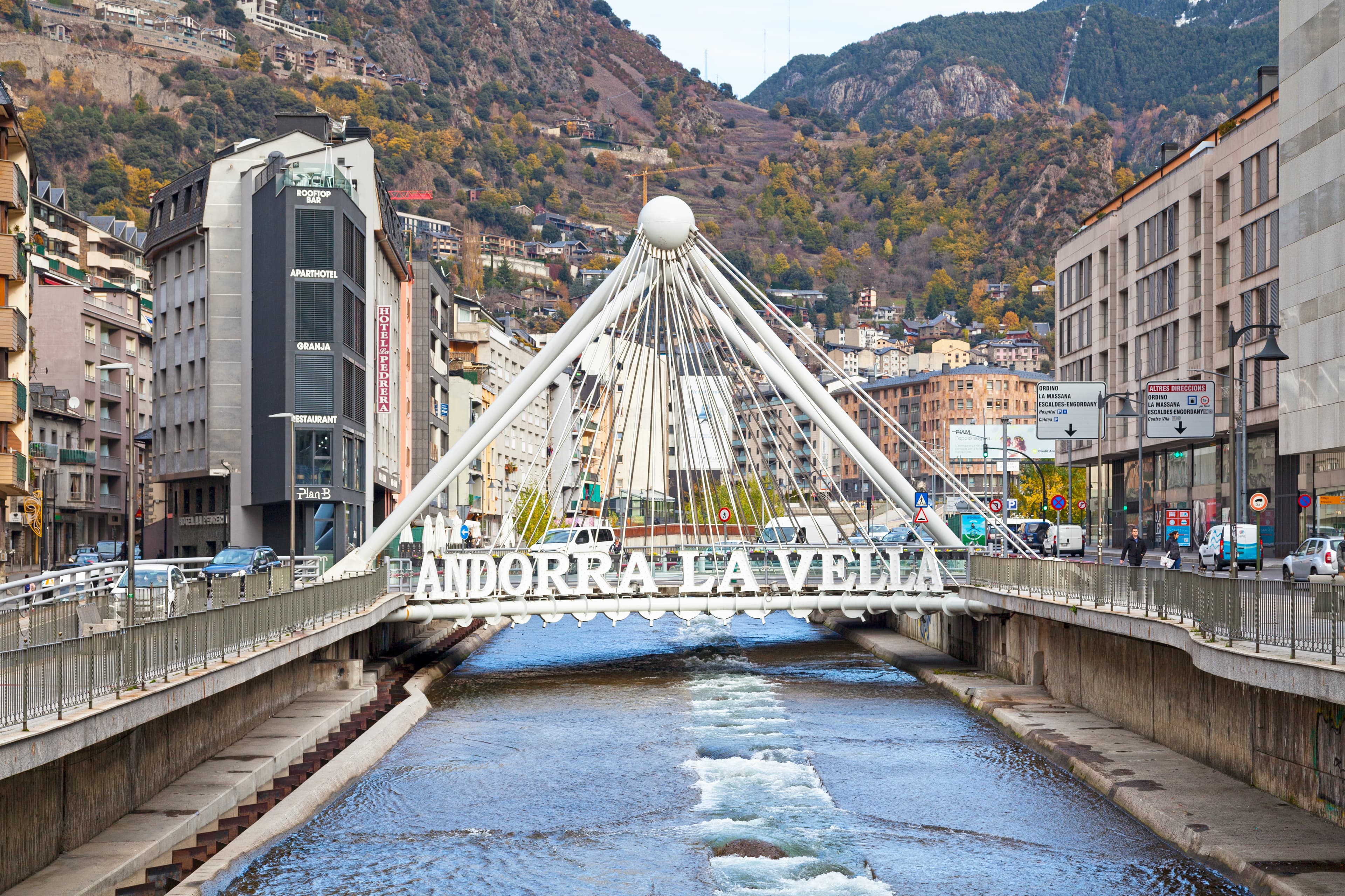 Puente de París en Andorra la Vella