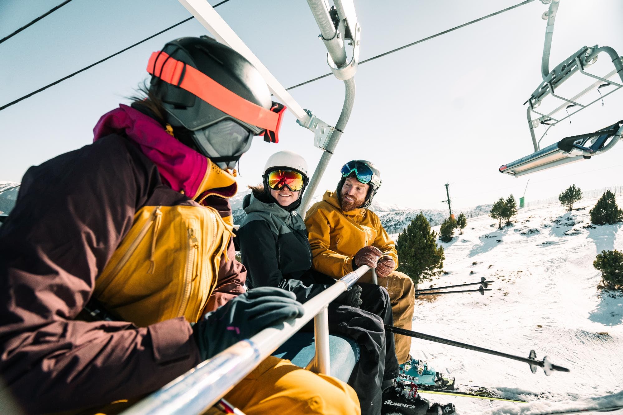 amis sur le télésiège de Pal Arinsal